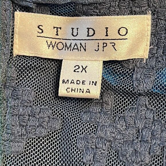 Studio JPR Dusty Blue Lace & Crinkled Crepe Dress - Size 2X - Picture 12 of 16